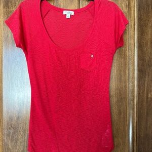 Red shirt sleeve top